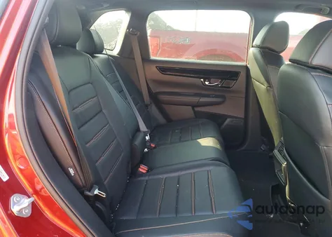 2025 Honda Cr-V Sport Touring z USA, uszkodzony, nr VIN 7FARS6H99SE012051